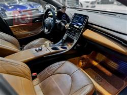 تويوتا أفالون